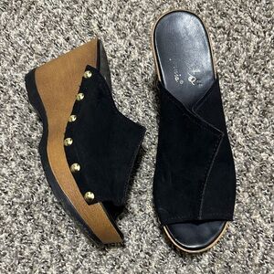 Callisto of California Black and Brown Wedge Sandals